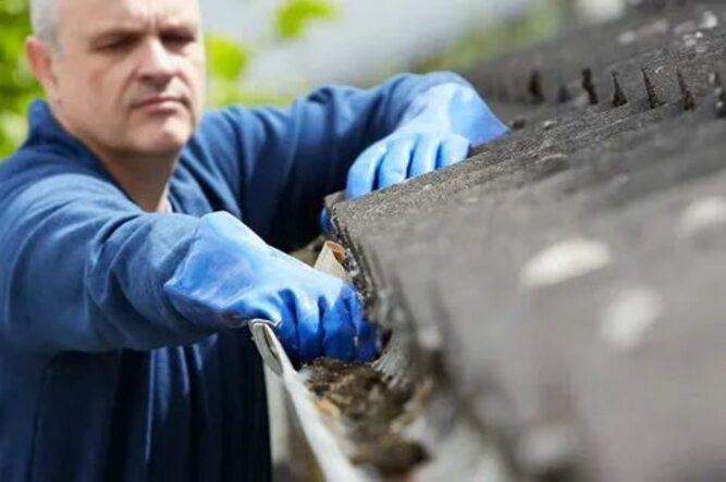 Gutter cleaning services