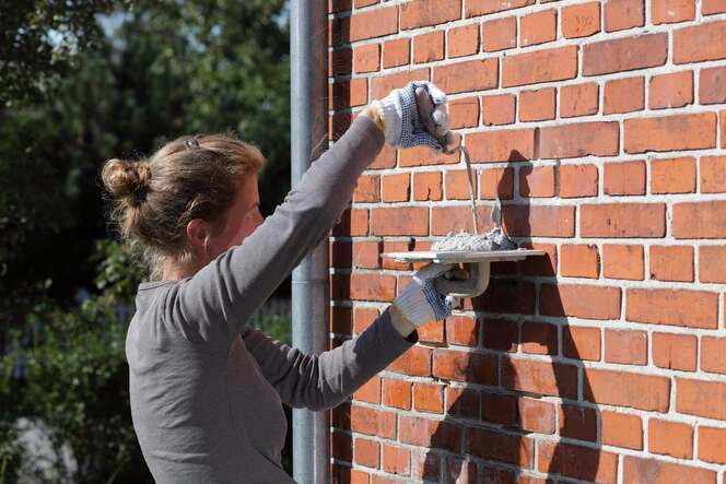 Masonry repair services